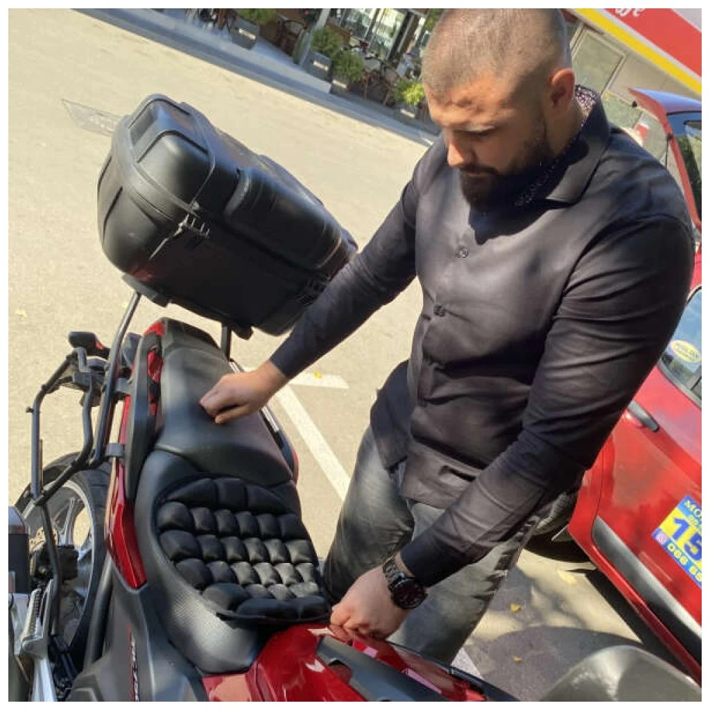 Kényelmes motorozás nyáron is? Ismerd meg a Wasento szellőző motoros ülőpárnát!