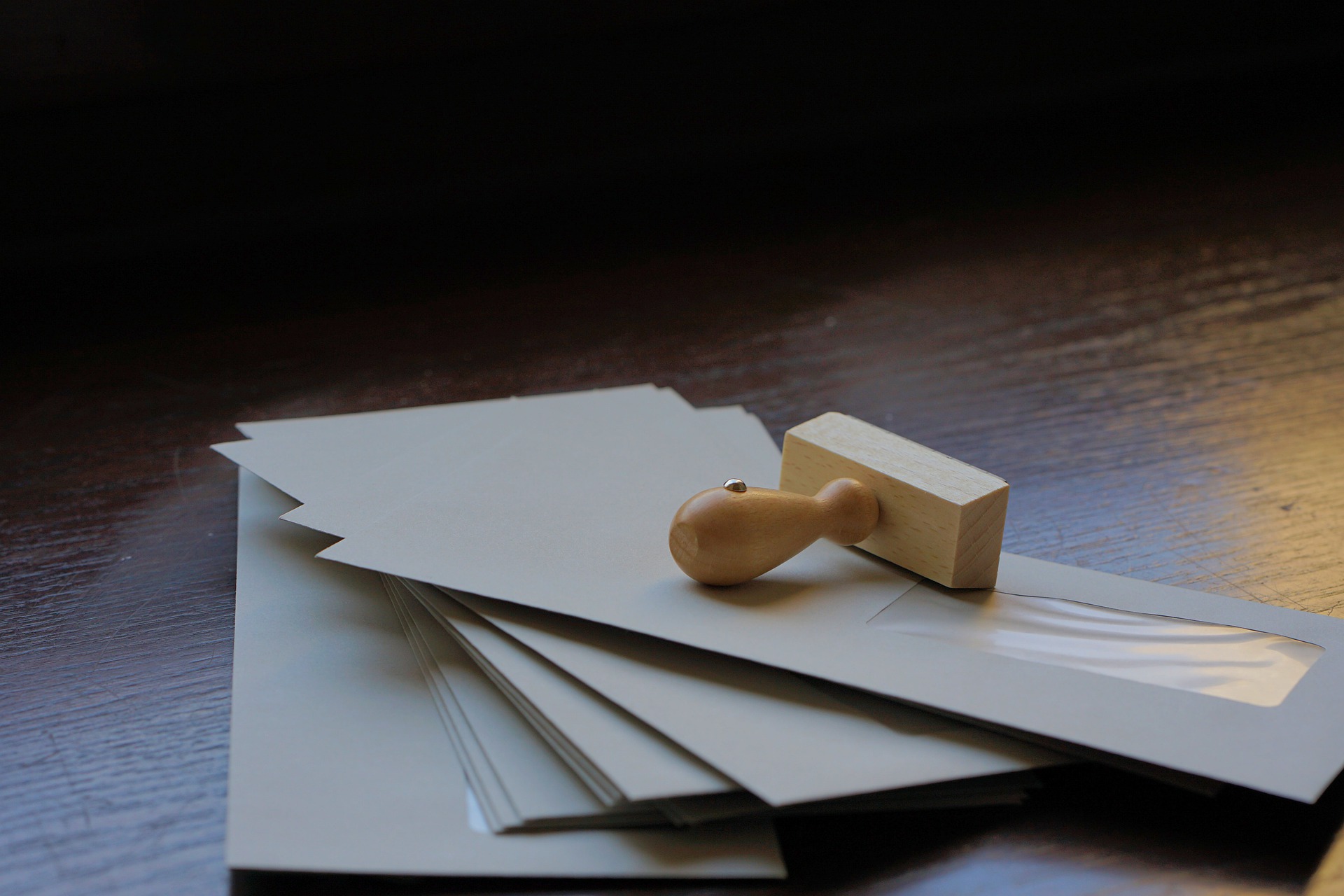 envelopes-g8e2459185_1920