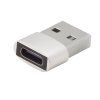 Stříbrný mini adaptér USB-A na USB-C pro nabíječku notebooku střídavý proud