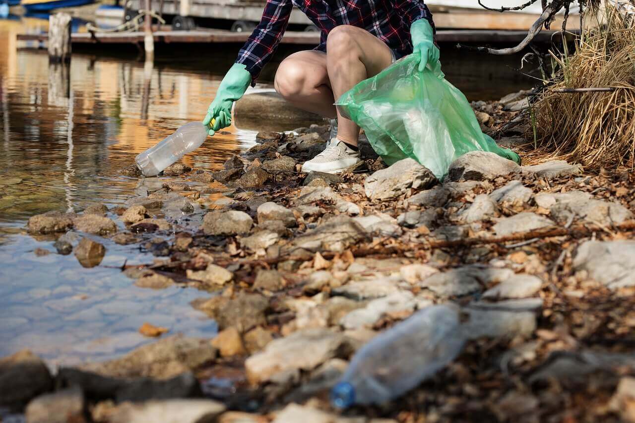 Prečo sú plastové fľaše na vodu priamou hrozbou pre vaše zdravie?