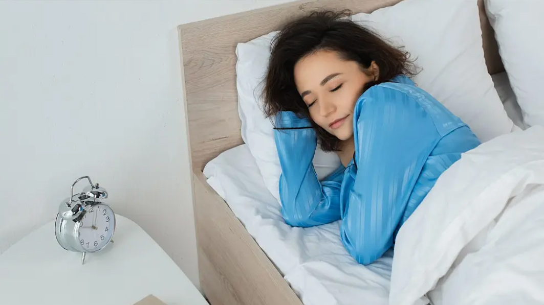 Menstruační kalhotky na noc: klidný spánek bez obav z protečení