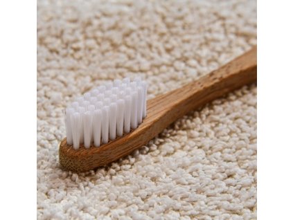 Eone Zubní kartáček s nylonovými štětinami