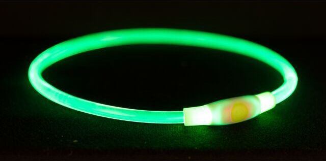 TRIXIE Flash light ring USB, blikací obojek,  S-M: 40 cm/ ø 8 mm, zelená