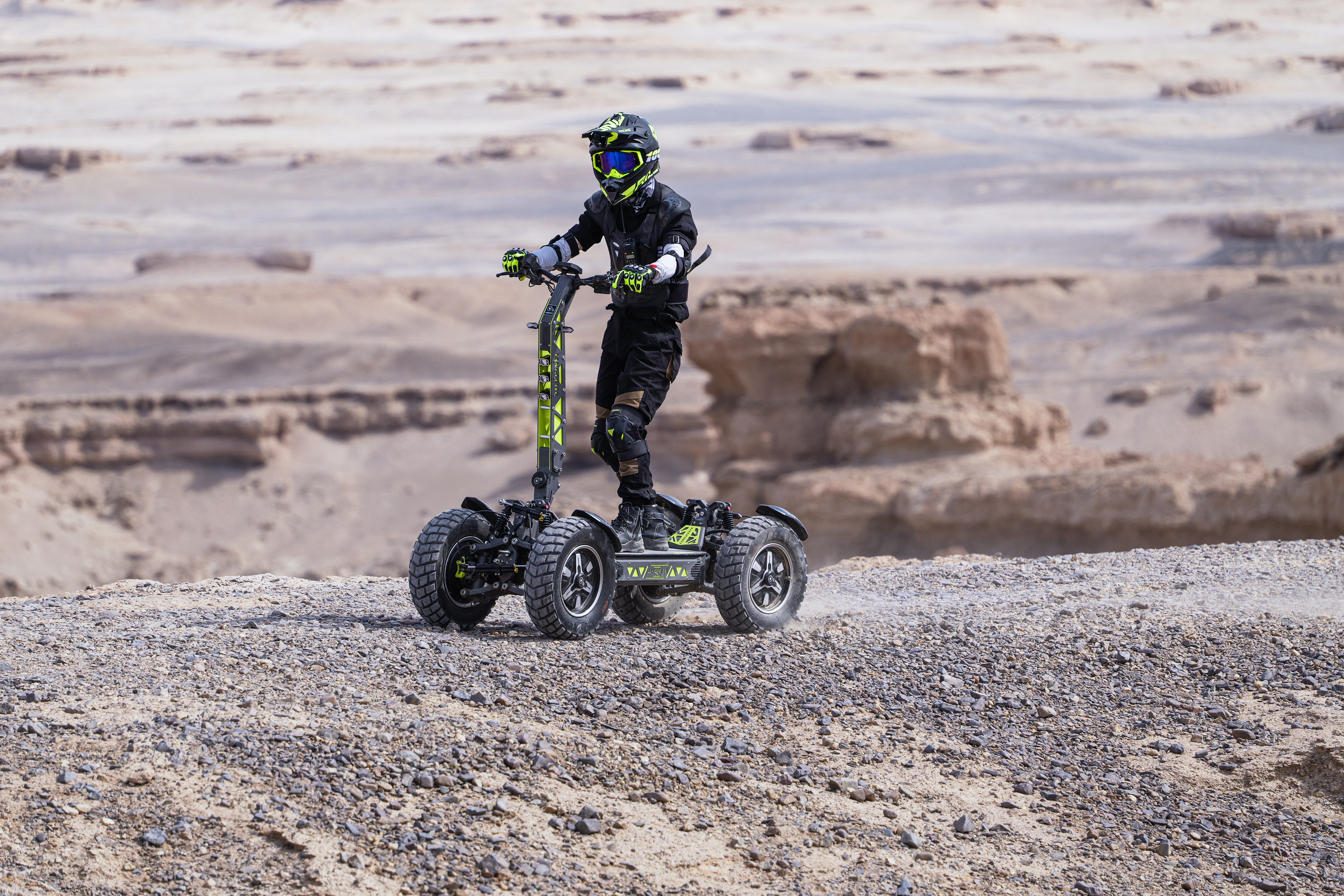 Detail tlumiče a zavěšení