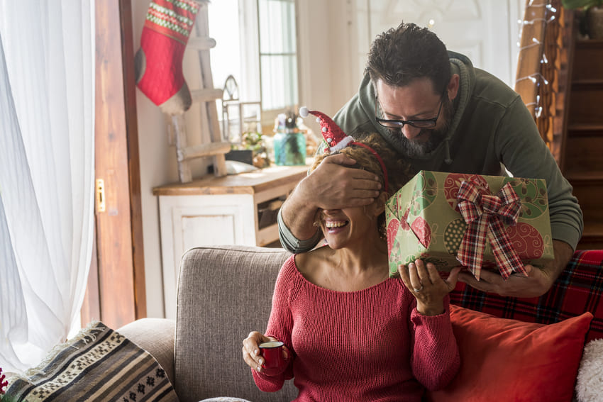Dárky k Mikuláši i pro dospělé! Co blízkým nadělit?