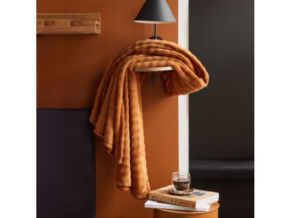 Deka s reliéfním vzorem, 130 x 180 cm, DOUCELIN, oranžová