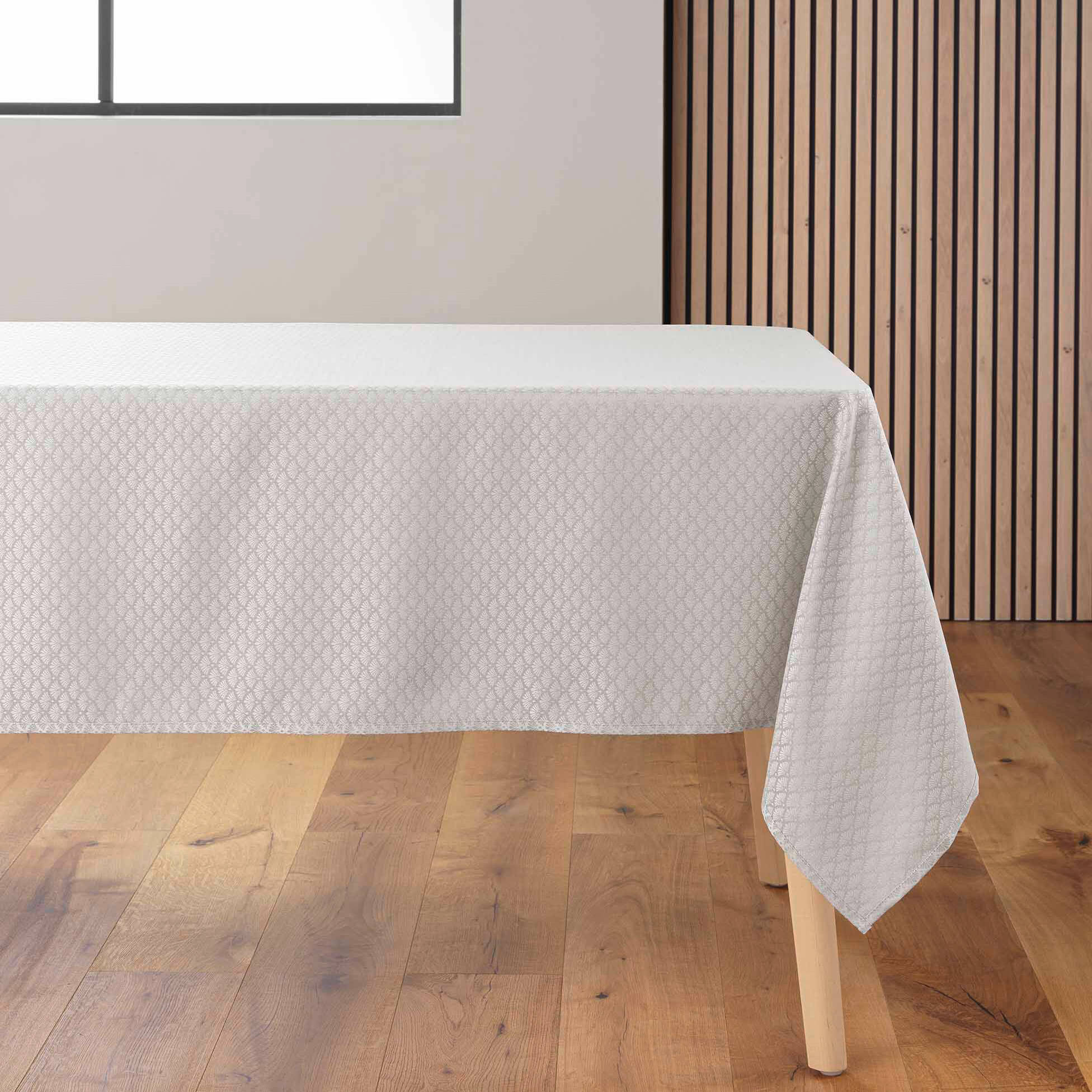 Douceur d'intérieur Ubrus s jemným vzorem, ARTEA, 140 x 240 cm, béžový béžová