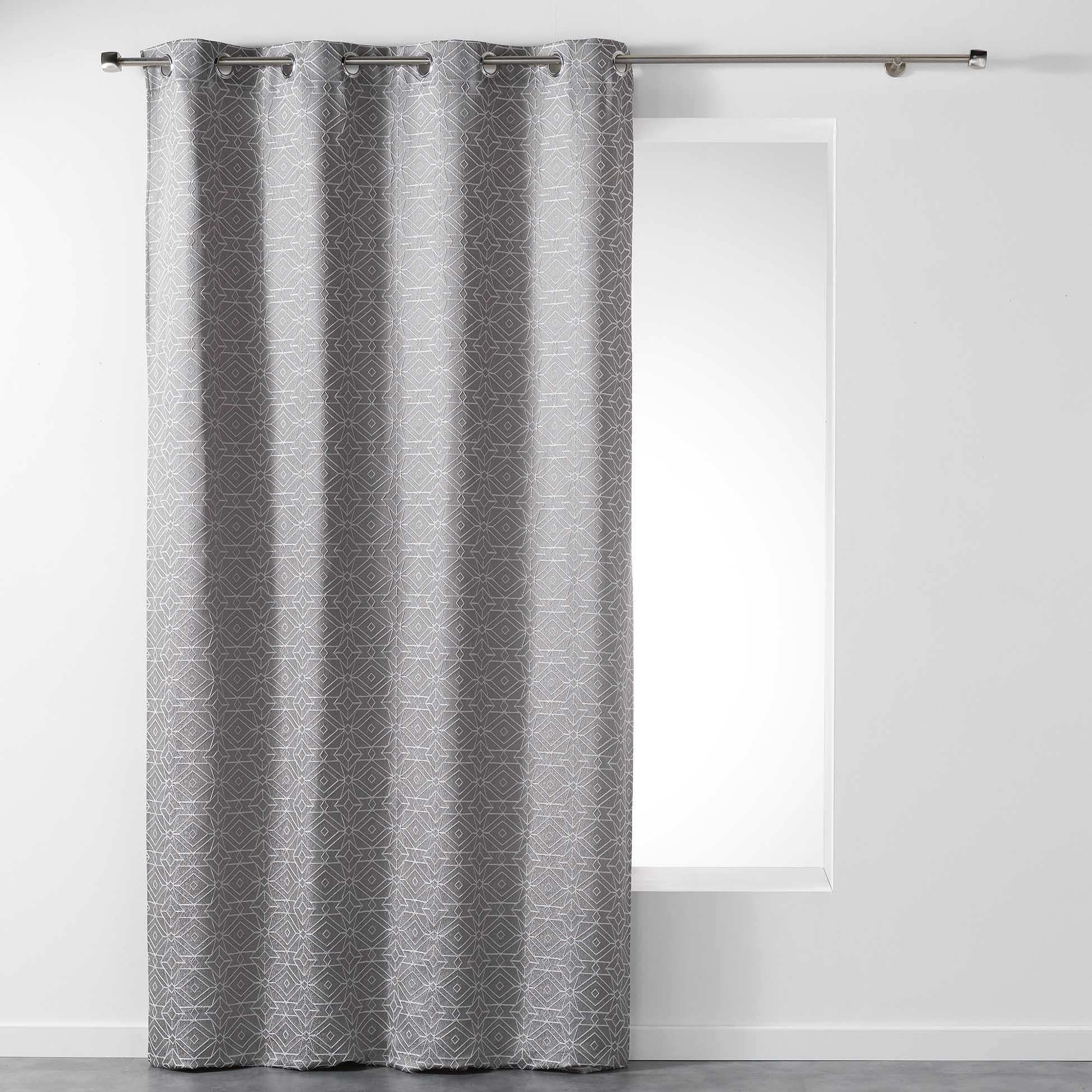 Douceur d'intérieur Závěs pro obývací pokoj na očkách DYNASTIE 140 x 260 cm, světlá šedá barva šedá