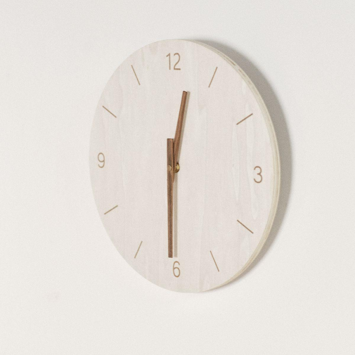 Today Nástěnné hodiyn SIMPLICITY, 30 cm béžová