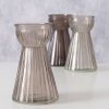Skleněná váza HYACINTHA, rýhované sklo, 15 cm, taupe
