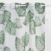 Záclony s rostlinným vzorem o rozměrech 140 x 240 cm vyrobené z polyesteru jsou perfektní ozdobou každé místnosti