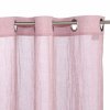 Závěs na očkách hladký ve světle růžové, připravený závěs pro elegantní interiéry