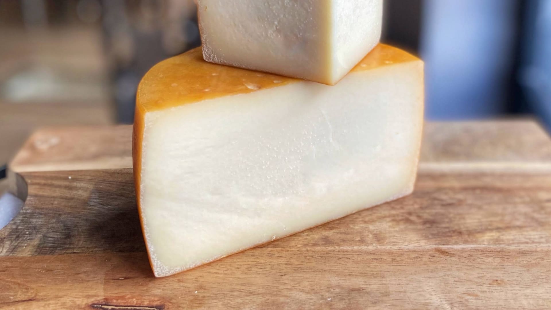 Jak dobře znáte španělské sýry? Objevte poklady slunného jihu a oslavte Mezinárodní den sýra (fresh.iprima.cz)