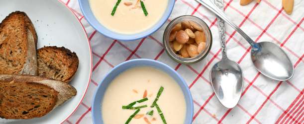 Ajo Blanco — “bílé gazpacho”, které vás osvěží