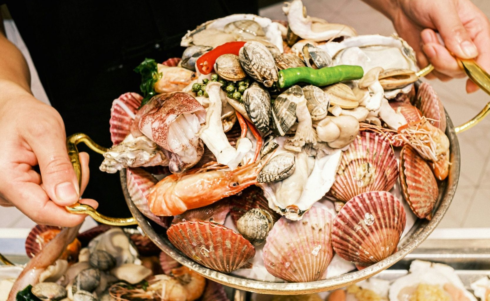 Mořské plody, které na českém talíři potkáte jen zřídka (luxuryguide.cz)