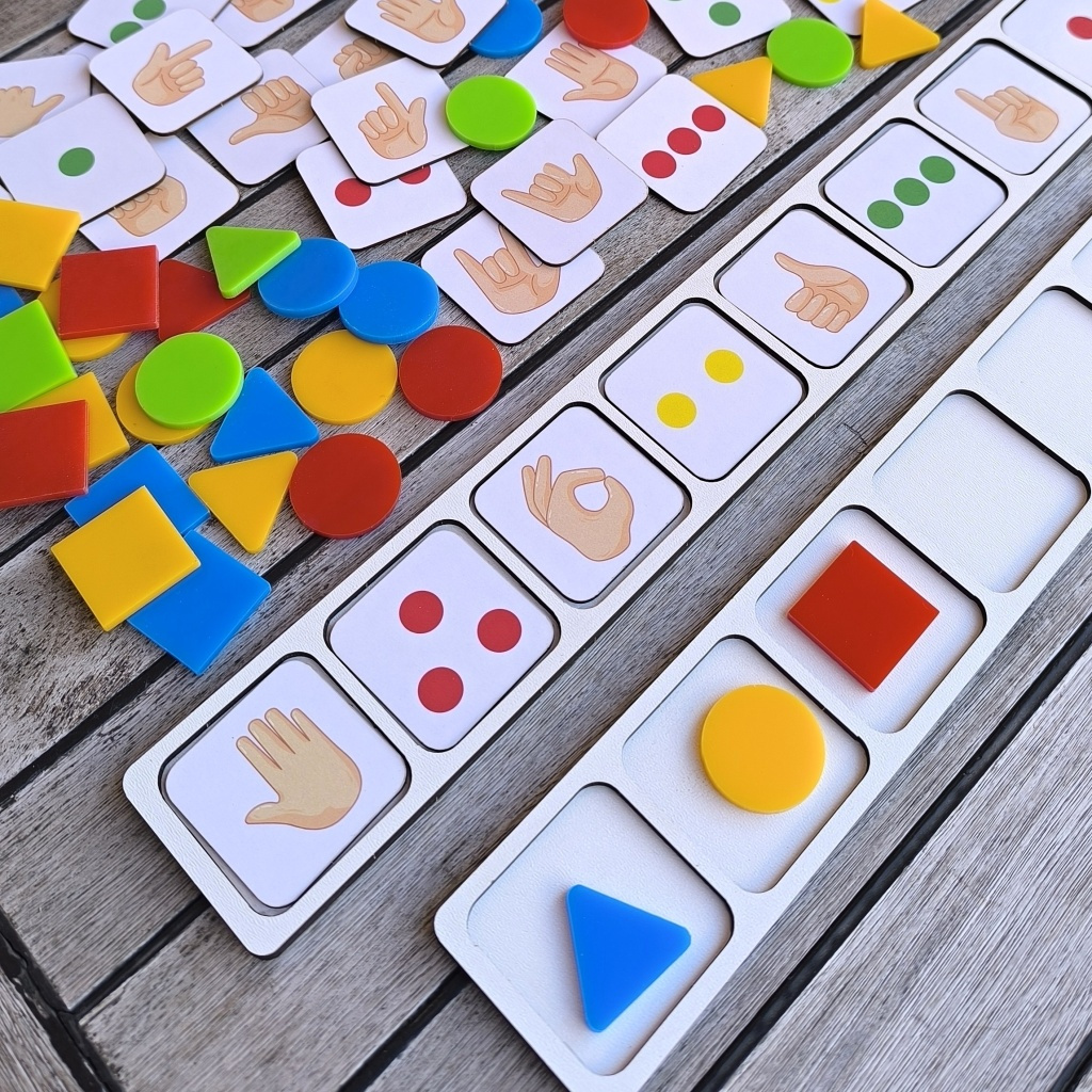 Využití podložek pro neurohry a barevná ukazovátka rytmické řady (dílky z Velikonočního vajíčka-mozaika)