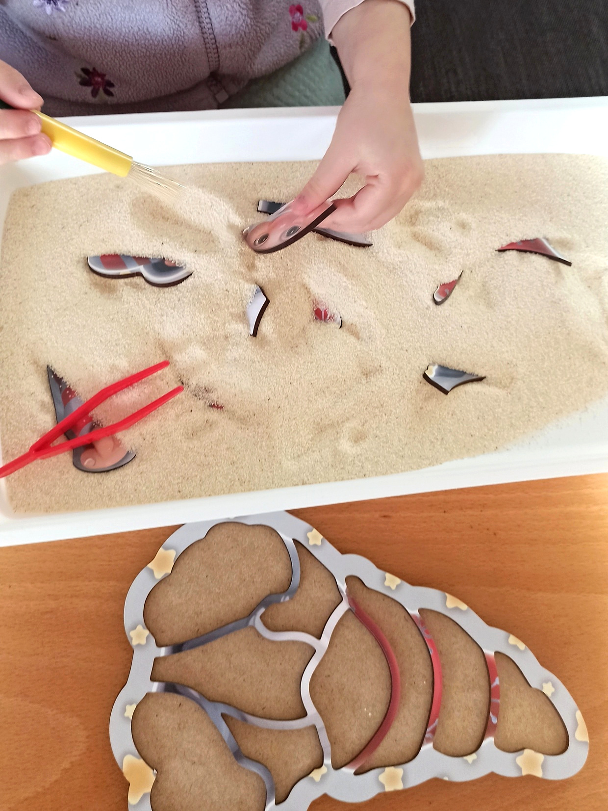 Smyslové-hraní-sensory-play-Zachran-trpaslika-Eduhry-5