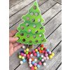 Dřevěné provlékání motorika s bambulkami vánoční stromek 2