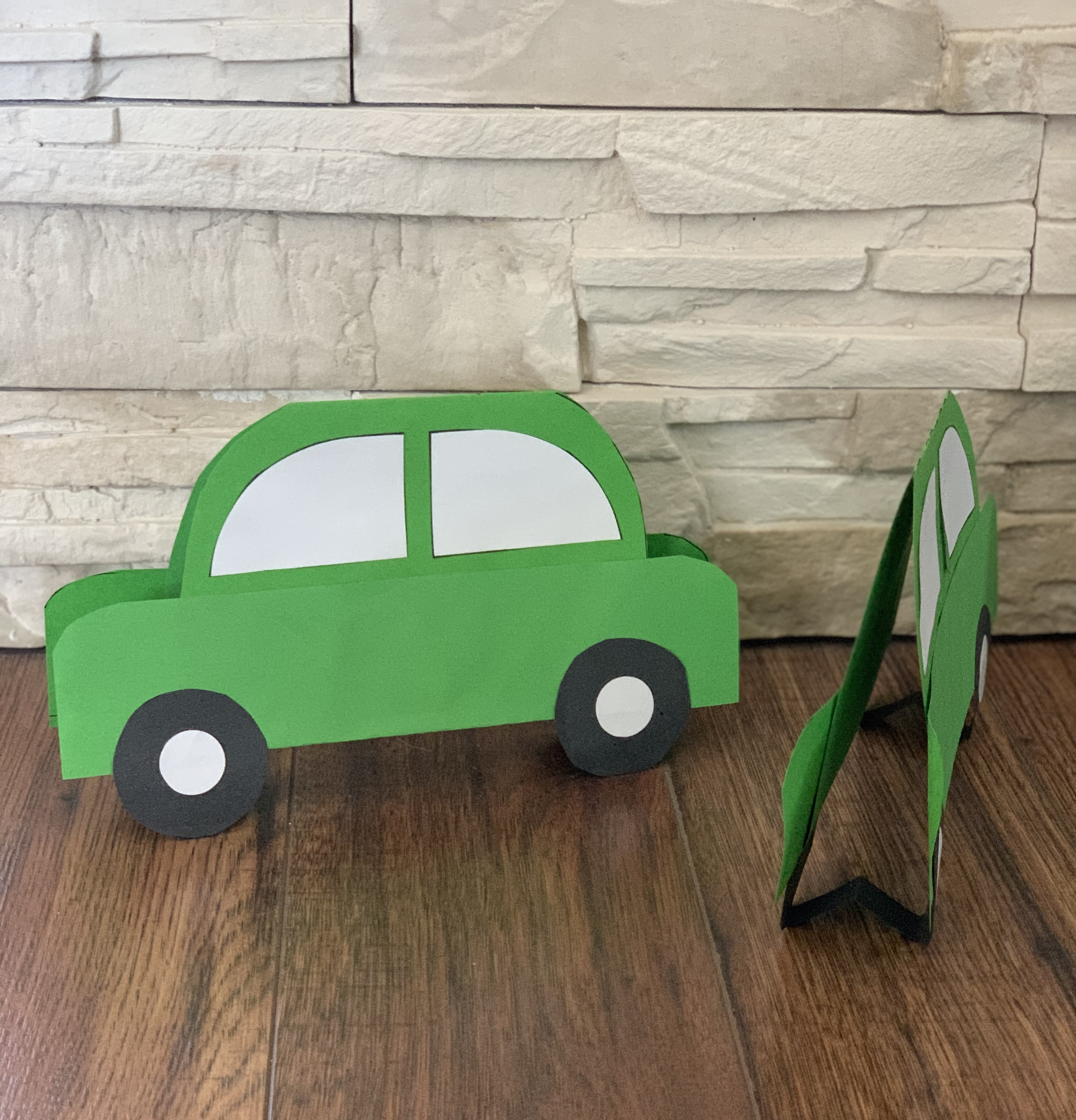 Veselé tvorenie z papiera - AUTÍČKO