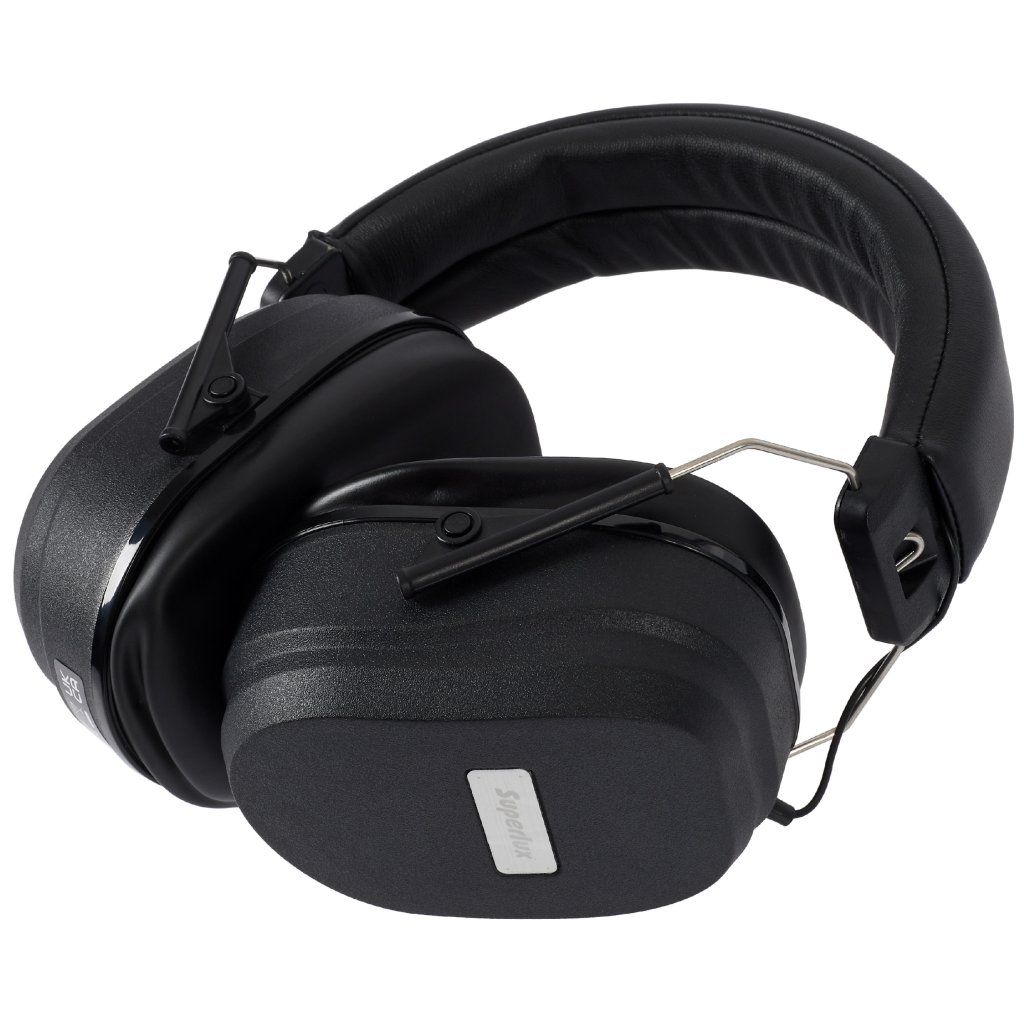 SUPERLUX HD667