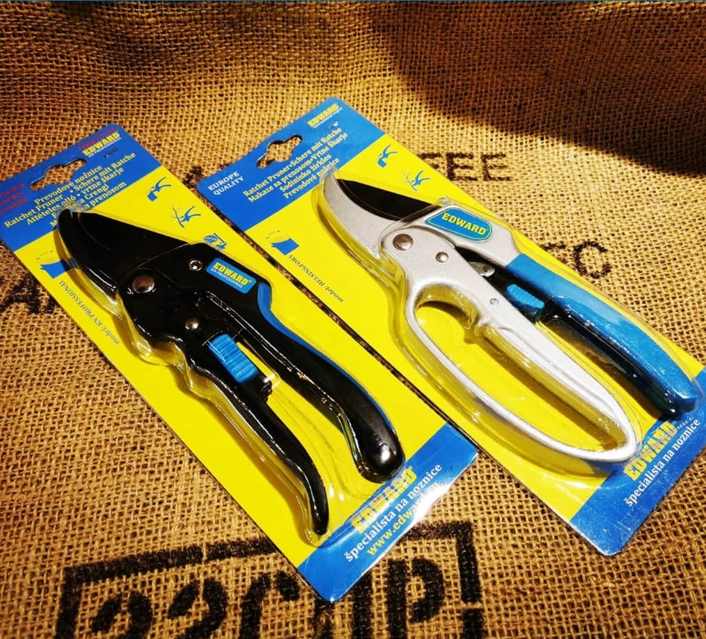 Záhradné nožnice Edward Classic a KN Titan Roll