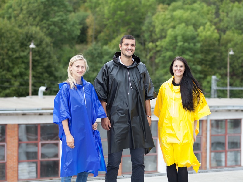 ZNÁTE PLÁŠTĚNKY ZNAČKY FATRA?