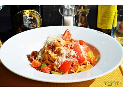tagliolini salsiccia zucchine