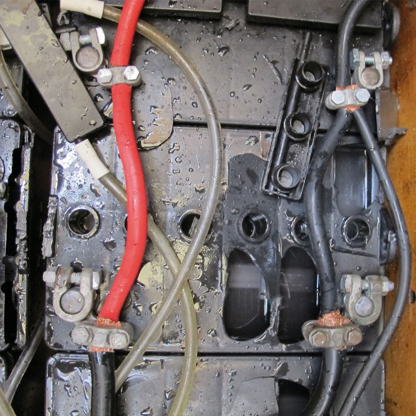 Servis trakčních baterií bez výbuchu?