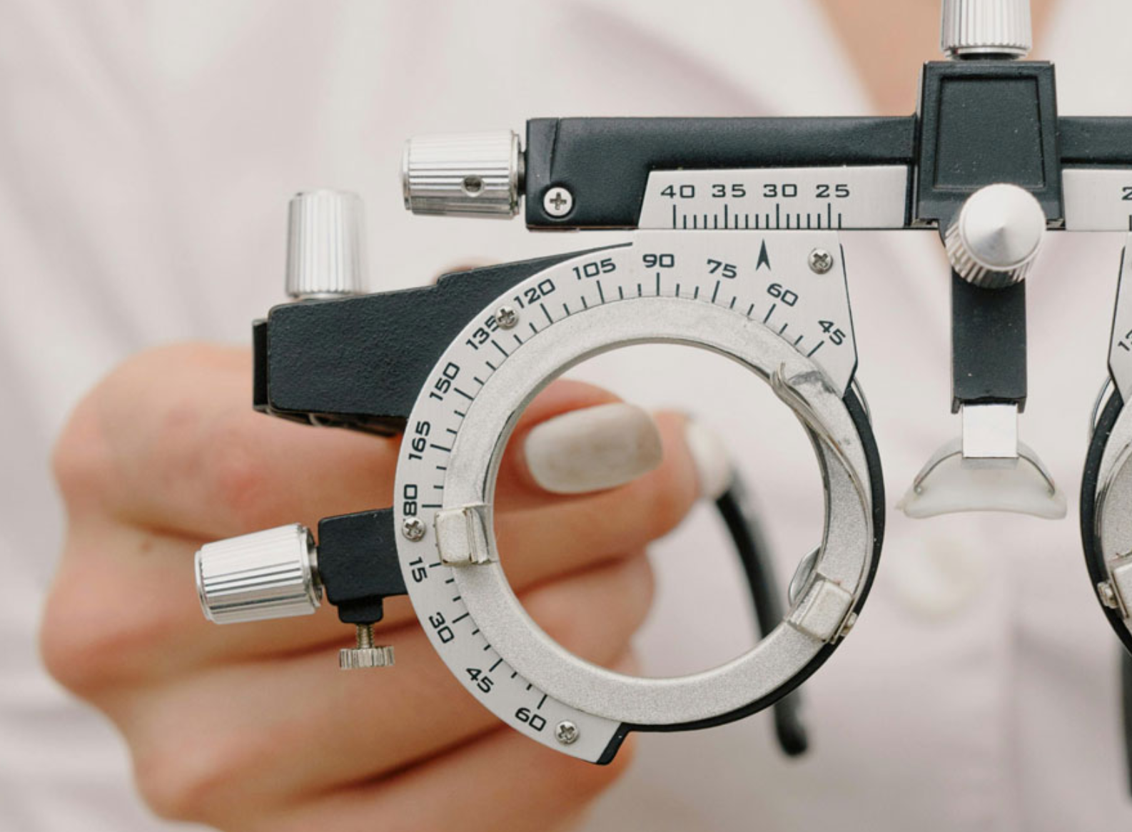 Jak probíhá měření zraku u optometristy?