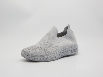 Pohled na vnější stranu slip on tenisek Loren