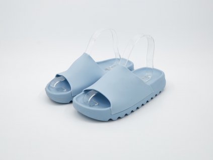 Pohled na pár Dámské pantofle gumové s vykrojenými špičkami modré Azuro
