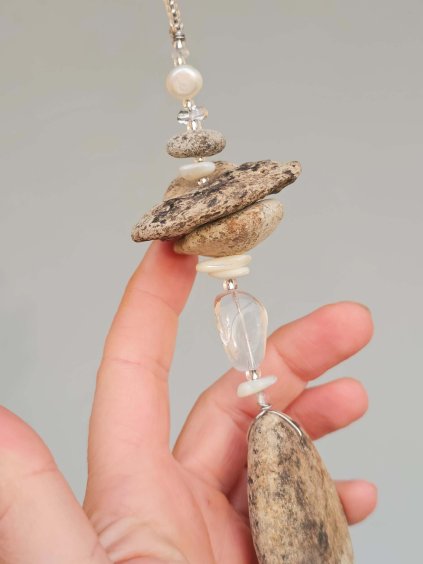 Říční zvonkohra s křišťálem a perlou