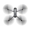 dron dji mavic 4 pro shora v letu