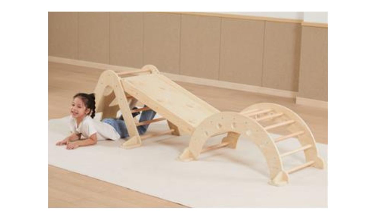 Montessori filozofie a dřevěné hřiště Viga
