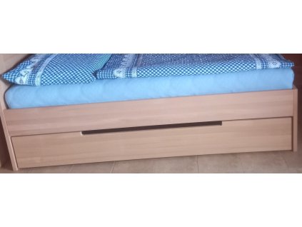 přistýlka po postel