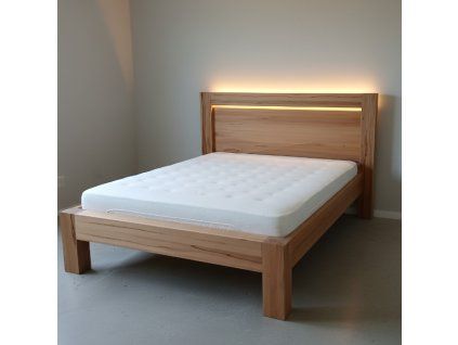 Aura Grand