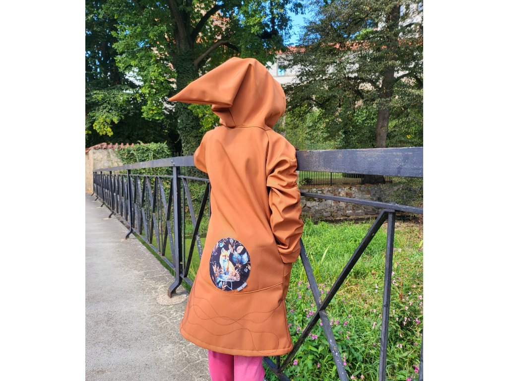 Skřítkovský kabátek liška