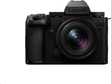 Panasonic Lumix S5 II X + Lumix S 18-40mm