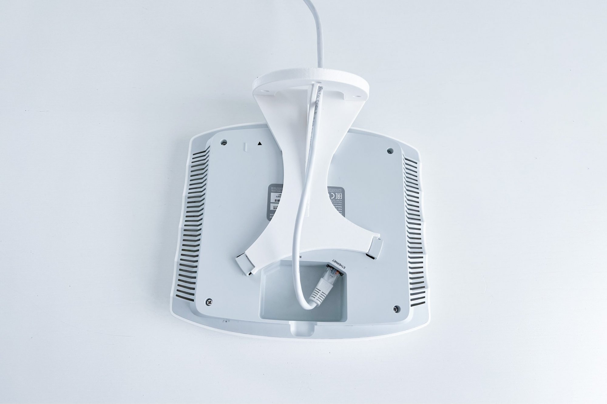 OEM TP-Link D-EAP2X Držák/stojan pro EAP225, EAP245 a EAP265, bílý