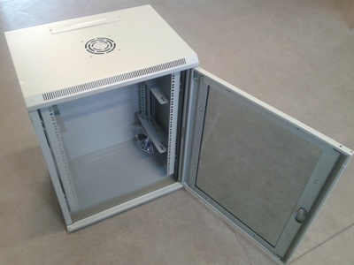 Datacom 19"rozvaděč jednodílný 15U/hl.450mm