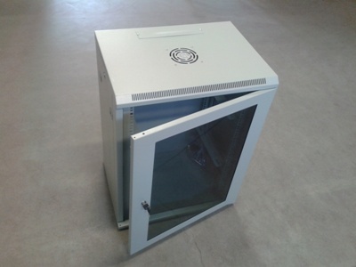 Datacom 19"rozvaděč jednodílný 15U/hl.450mm