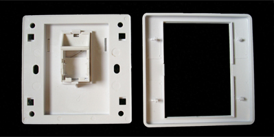 DATACOM WALL plate SA s rámečkem pro 1keystone (80 x 80)