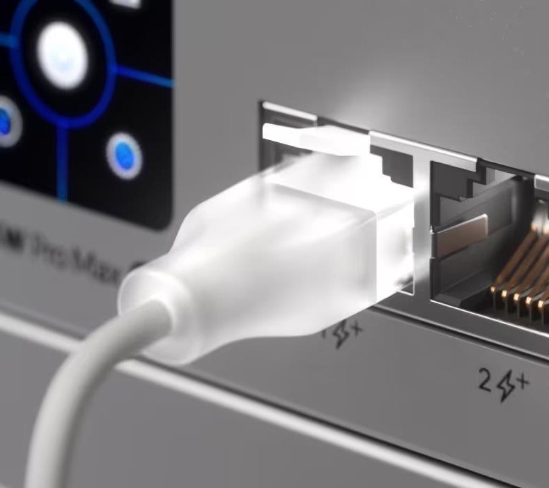 Ubiquiti UBNT UniFi Etherlighting Patch kabel 0,15m, bílý