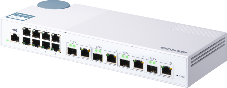 QNAP řízený switch QSW-M408-4C (12 portů: 8x Gigabit port + 4x 10G SFP+ / 10GbE kombo porty)