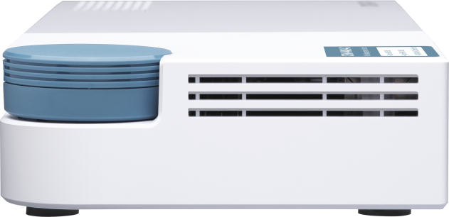 QNAP řízený switch QSW-M408-4C (12 portů: 8x Gigabit port + 4x 10G SFP+ / 10GbE kombo porty)