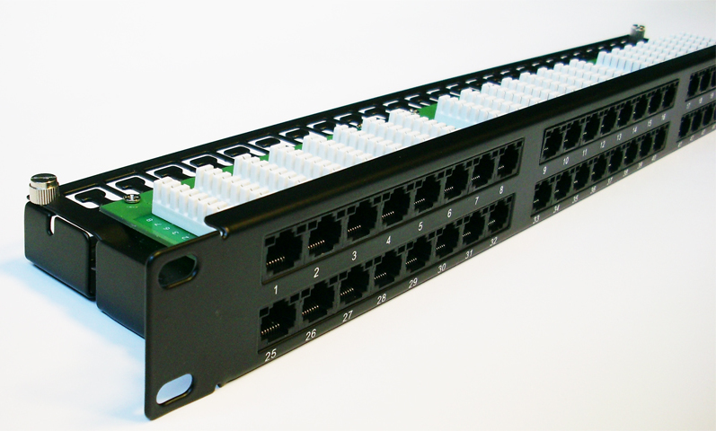 DATACOM Patch panel 48p. Cat5e 1U BK 8x6p. Modul, UTP, 19"
