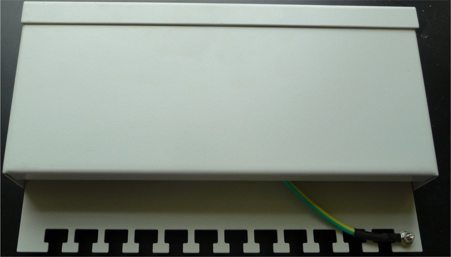 OEM Patch panel Box 8-port Cat5E STP na zed´