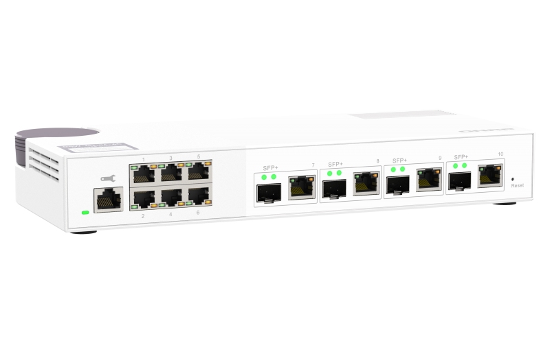 QNAP řízený switch QSW-M2106-4C (6x 2,5GbE RJ45 a 4x kombinované 10GbE SFP+ / 10GbE RJ-45)