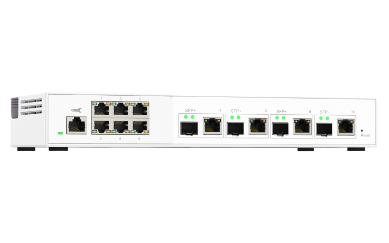 QNAP řízený switch QSW-M2106-4C (6x 2,5GbE RJ45 a 4x kombinované 10GbE SFP+ / 10GbE RJ-45)