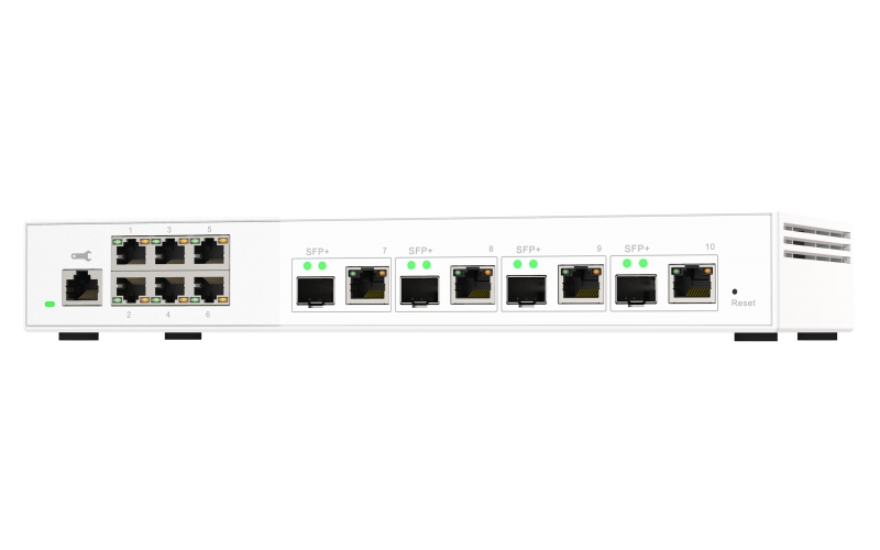 QNAP řízený switch QSW-M2106-4C (6x 2,5GbE RJ45 a 4x kombinované 10GbE SFP+ / 10GbE RJ-45)